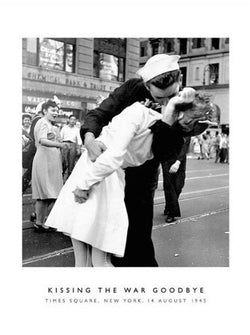Art Print Photography Coll. - Kissing the War Goodbye 60x80cm