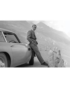 James Bond Connery & Aston Martin Poster 61x91.5cm
